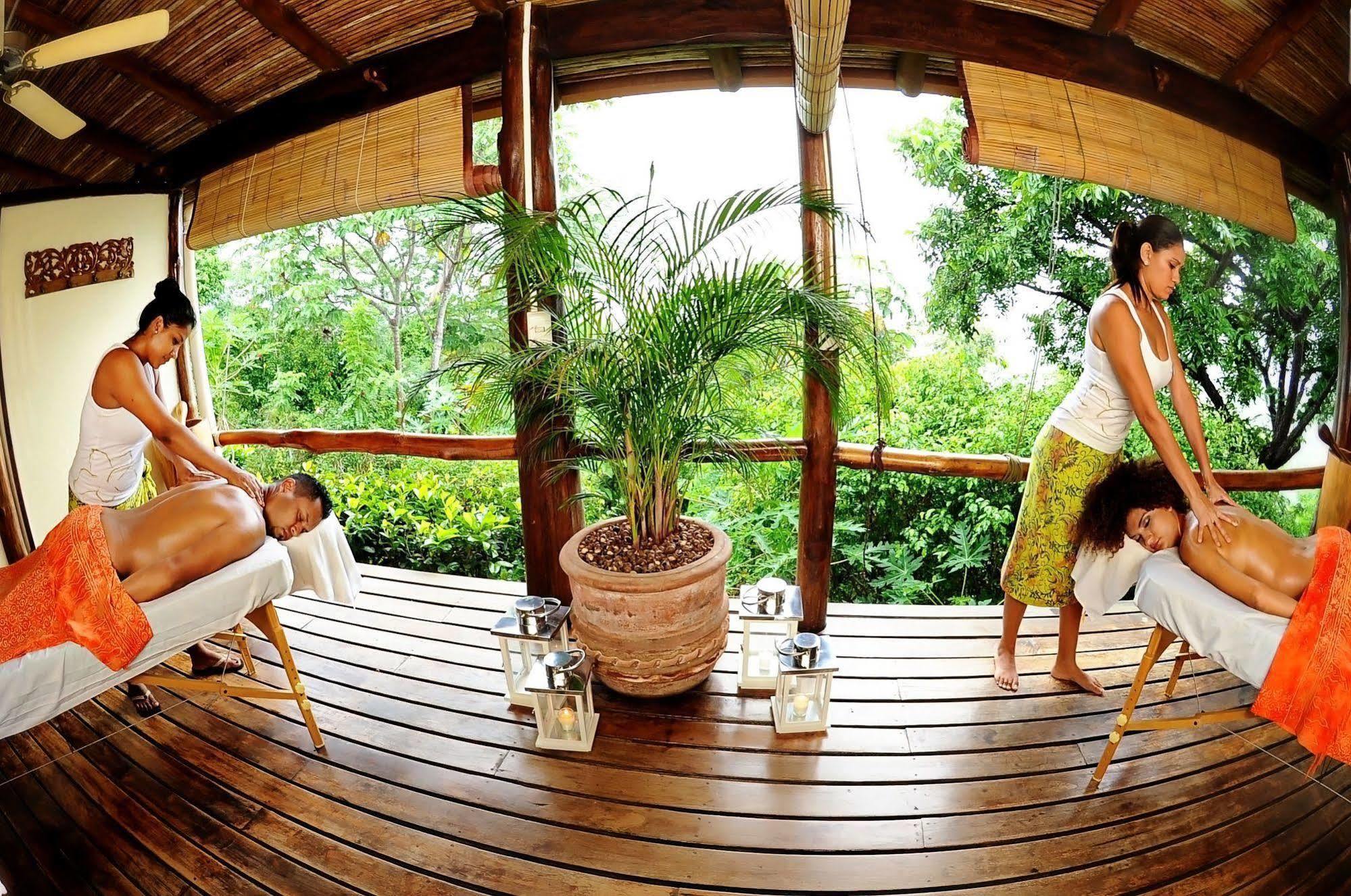 Los Altos De Eros - Adults Only Playa Avellana Exterior photo